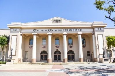 Veterans building exterior wideshot